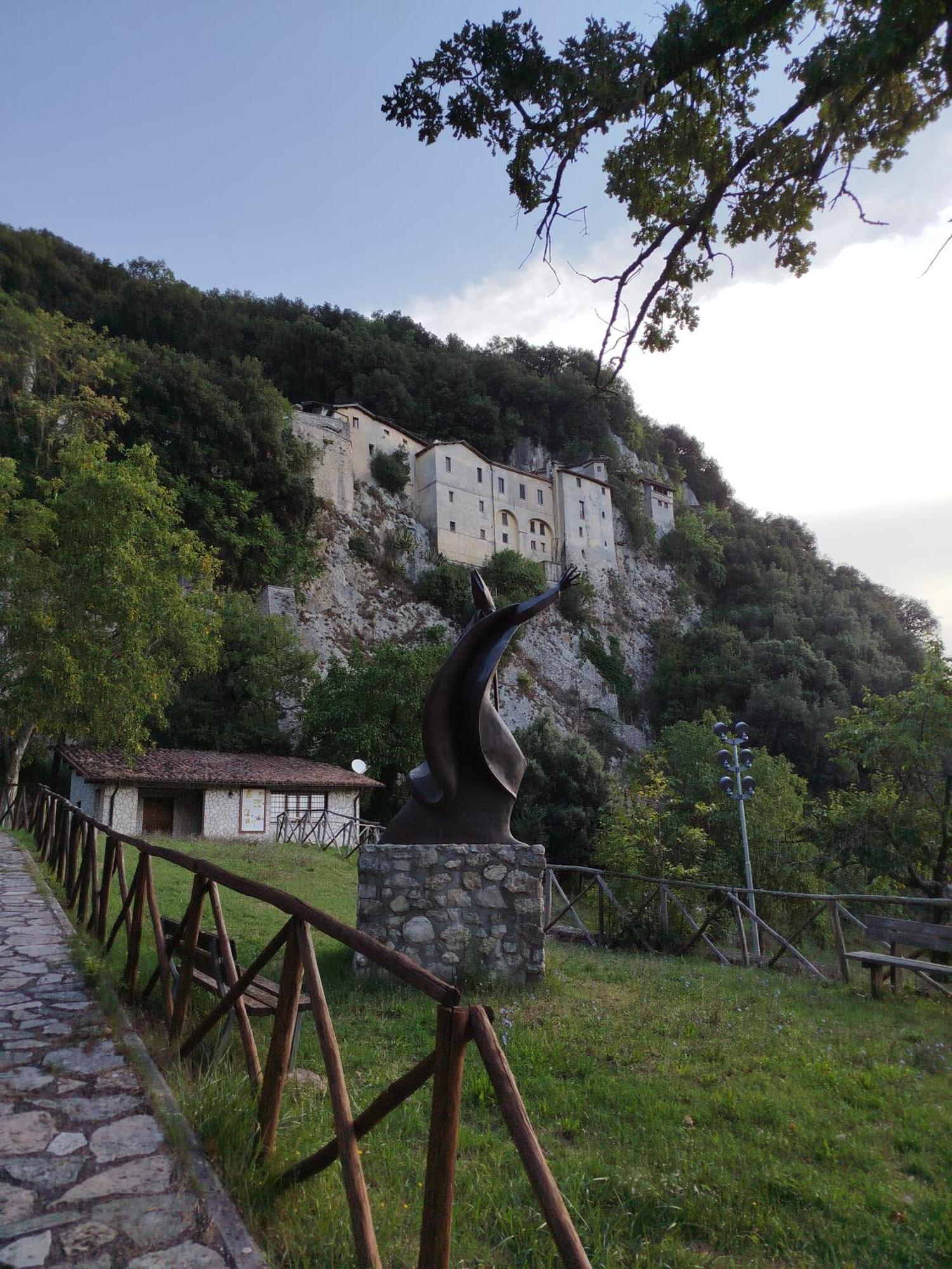 B&B Il Cantico Greccio Екстер'єр фото